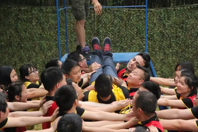 “向梦想出发” 永利集团销售团建活动完善绽放